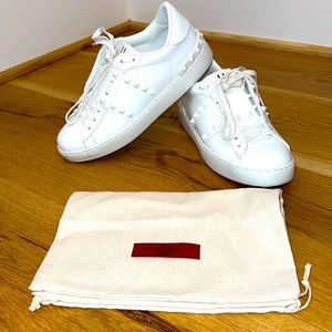 Valentino Rockstud Leather Sneaker Size 7/37